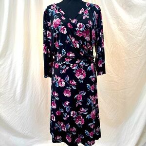 EAST ADELINE NWT Floral Wrap Top Dress